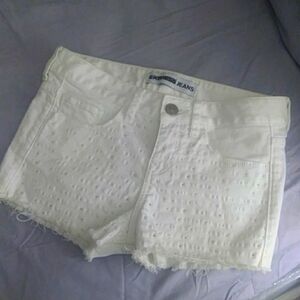 EXPRESS Jeans Eyelet White Shorts 00